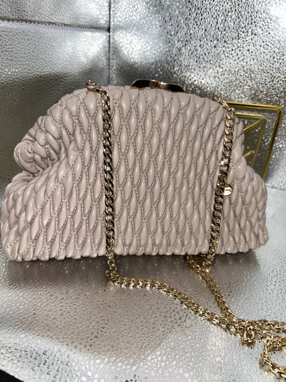 Olga Berg Paige Textured Faux Leather Frame Clutch - Picture 3 of 11